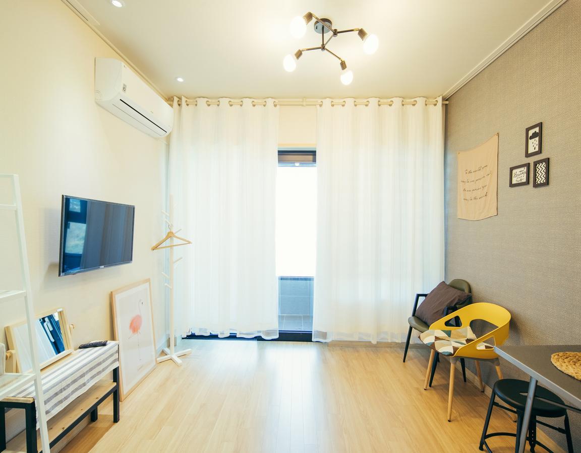 Jeju Feel Pension מראה חיצוני תמונה